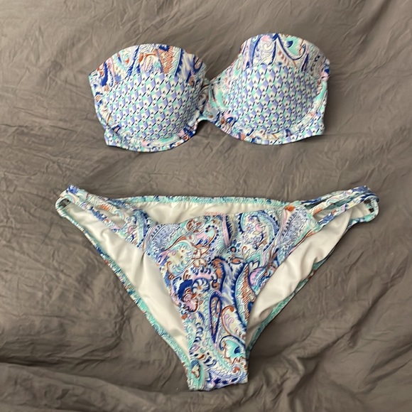 Victoria Secrect Swim Set - Picture 3 of 6